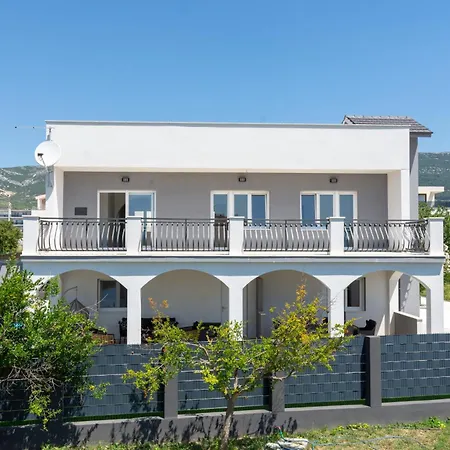 Semesterbostad Kalani Kaštela